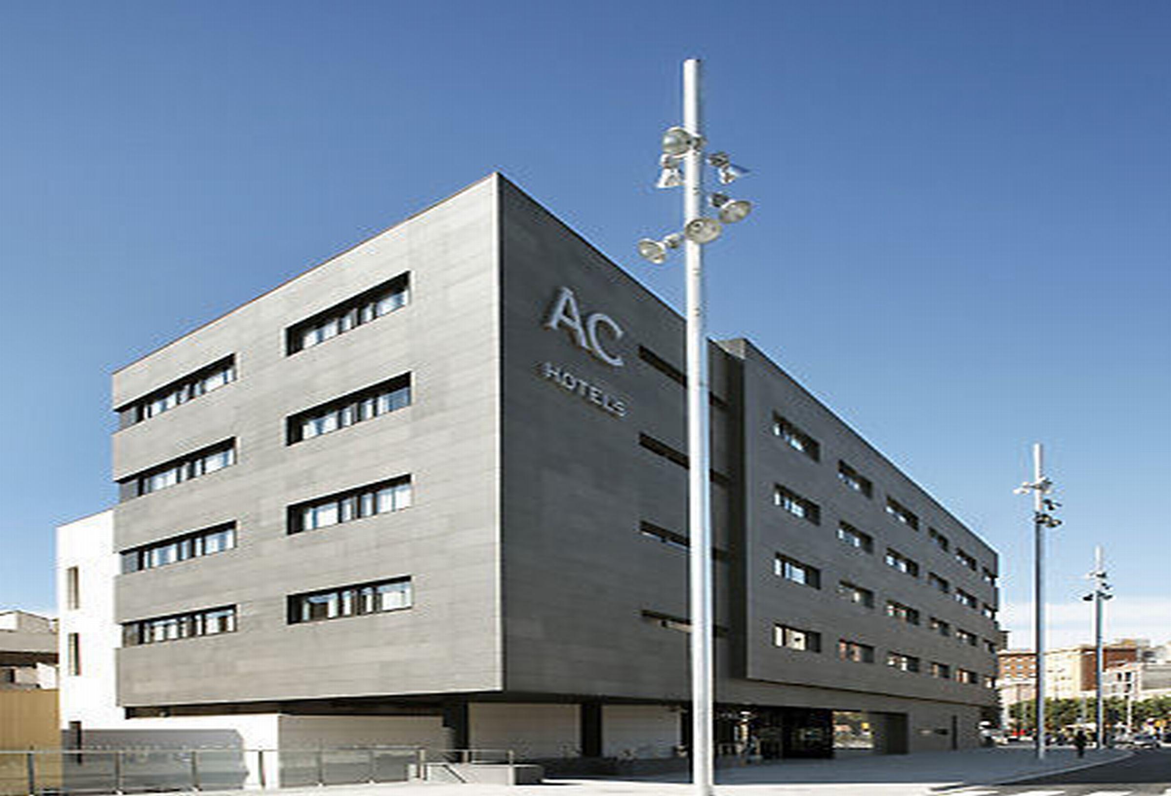 Ac Hotel Sants By Marriott Барселона Экстерьер фото