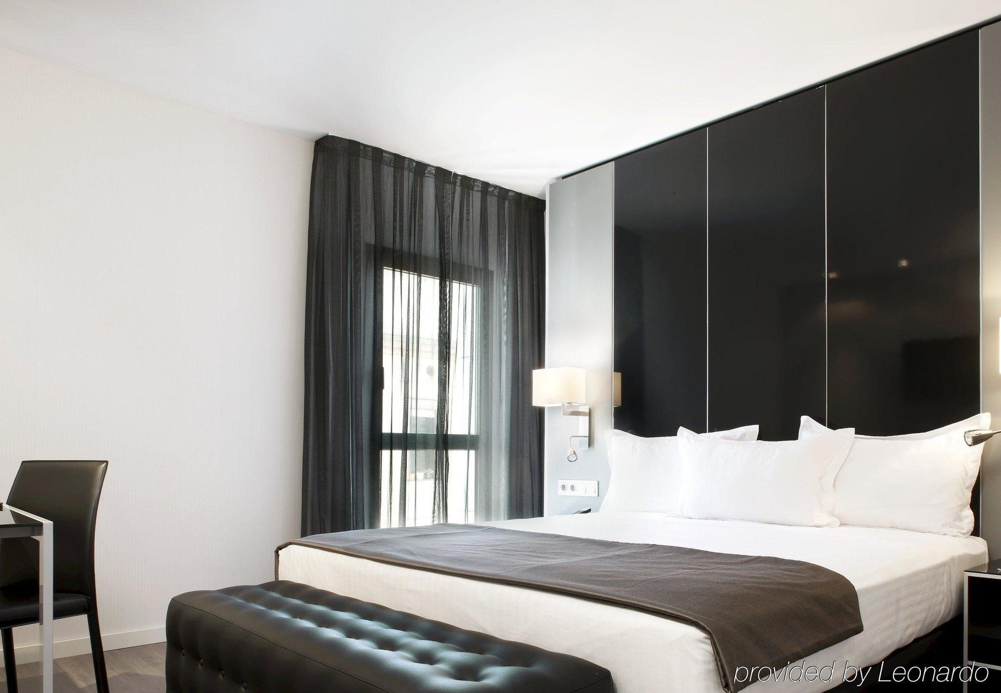Ac Hotel Sants By Marriott Барселона Экстерьер фото